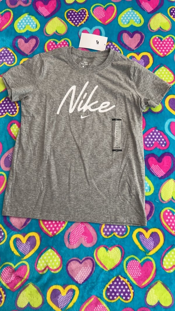 Image of NIKE Gray Tee