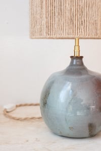 Image 3 of Grande lampe en céramique vintage