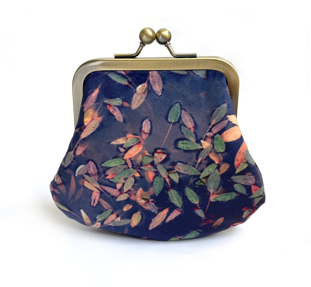 Image of Lochan leaf, LARGE velvet kisslock purse