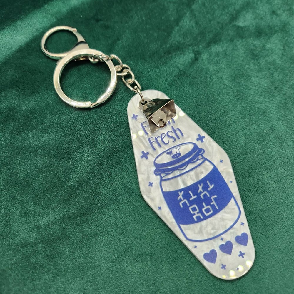 Lon Lon Milk Keychain