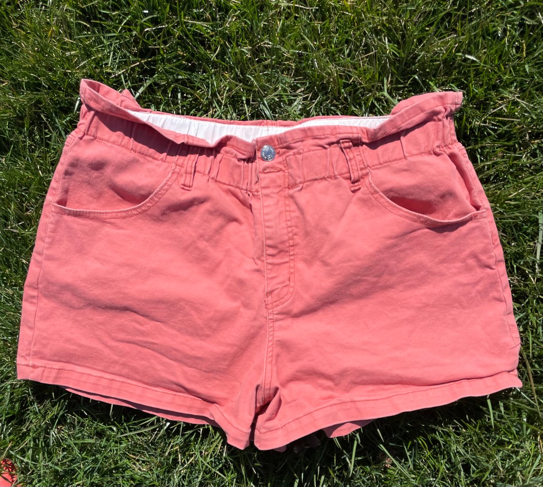 Image of Cheeky Hearts Shorts (XXL)