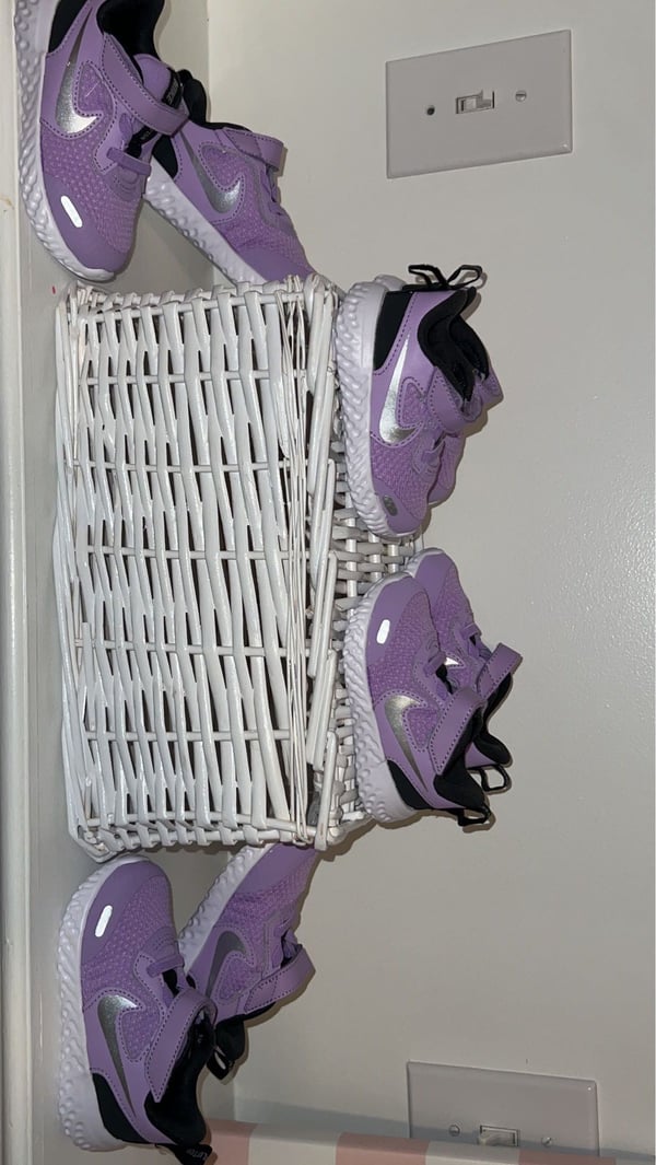 Image of Nike Revolution 5 