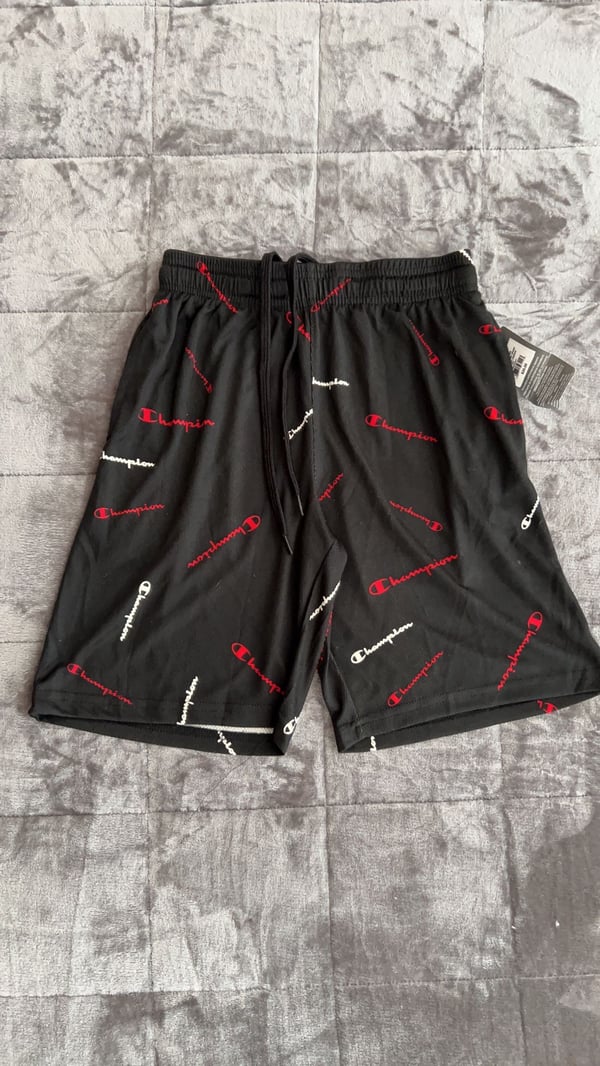 Image of Champion Shorts Black/Red
