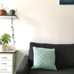 Image of Leafy pillow - english