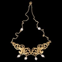 Image 1 of NUAGES BAROQUE Collier - 6 White Pearls