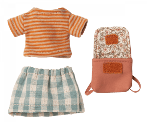 Image of Ratona hermana mayor con mochila