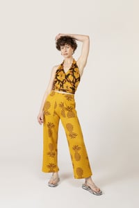 Image 2 of PANTALONE PANAREA ANANAS GIALLO €140 - 50%