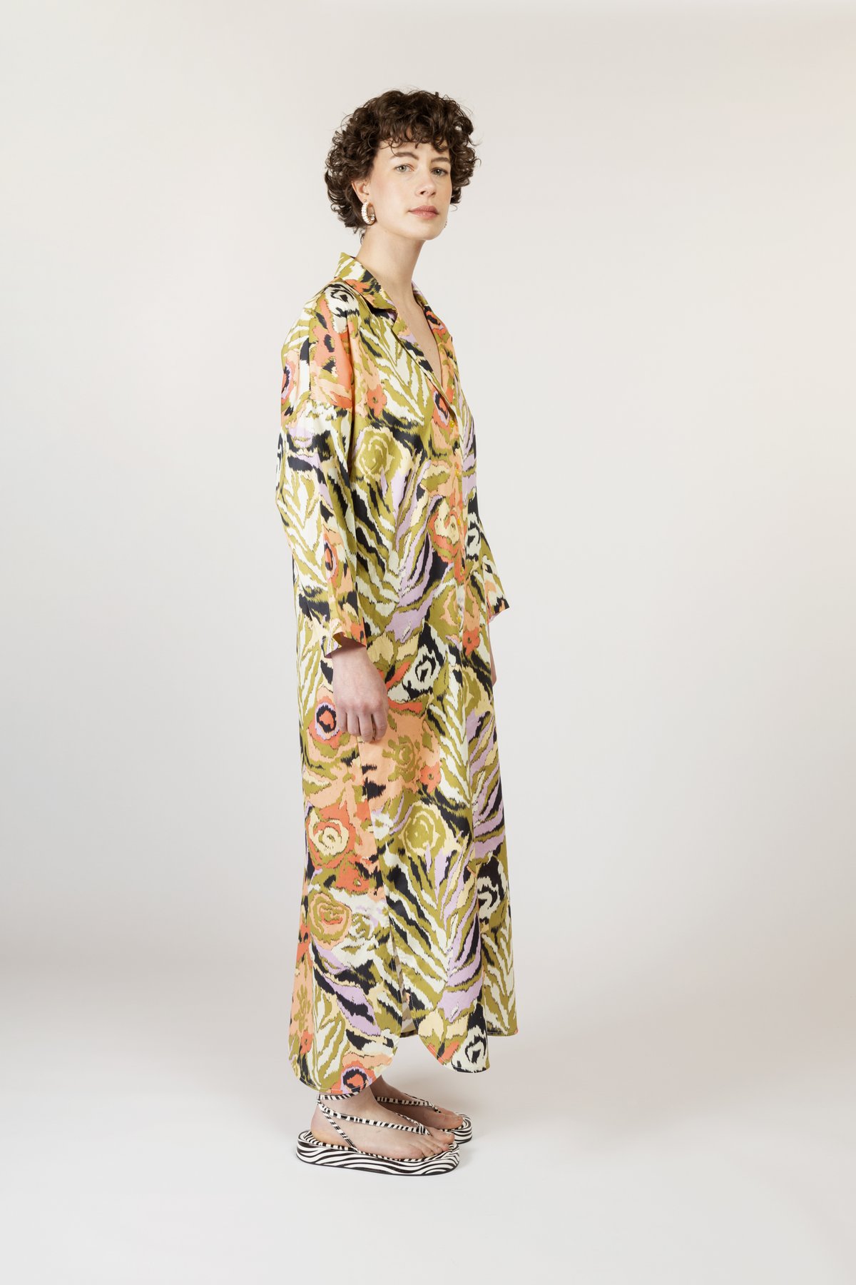 Image of ABITO AFRICA TROPICAL VERDE €186 - 50%