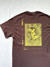 Image of the big ups tee in brown 