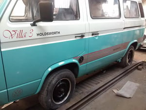 Image of VW T25/T3 HOLDSWORTH VILLA 3 REPLICA SOLID STRIPE KIT.