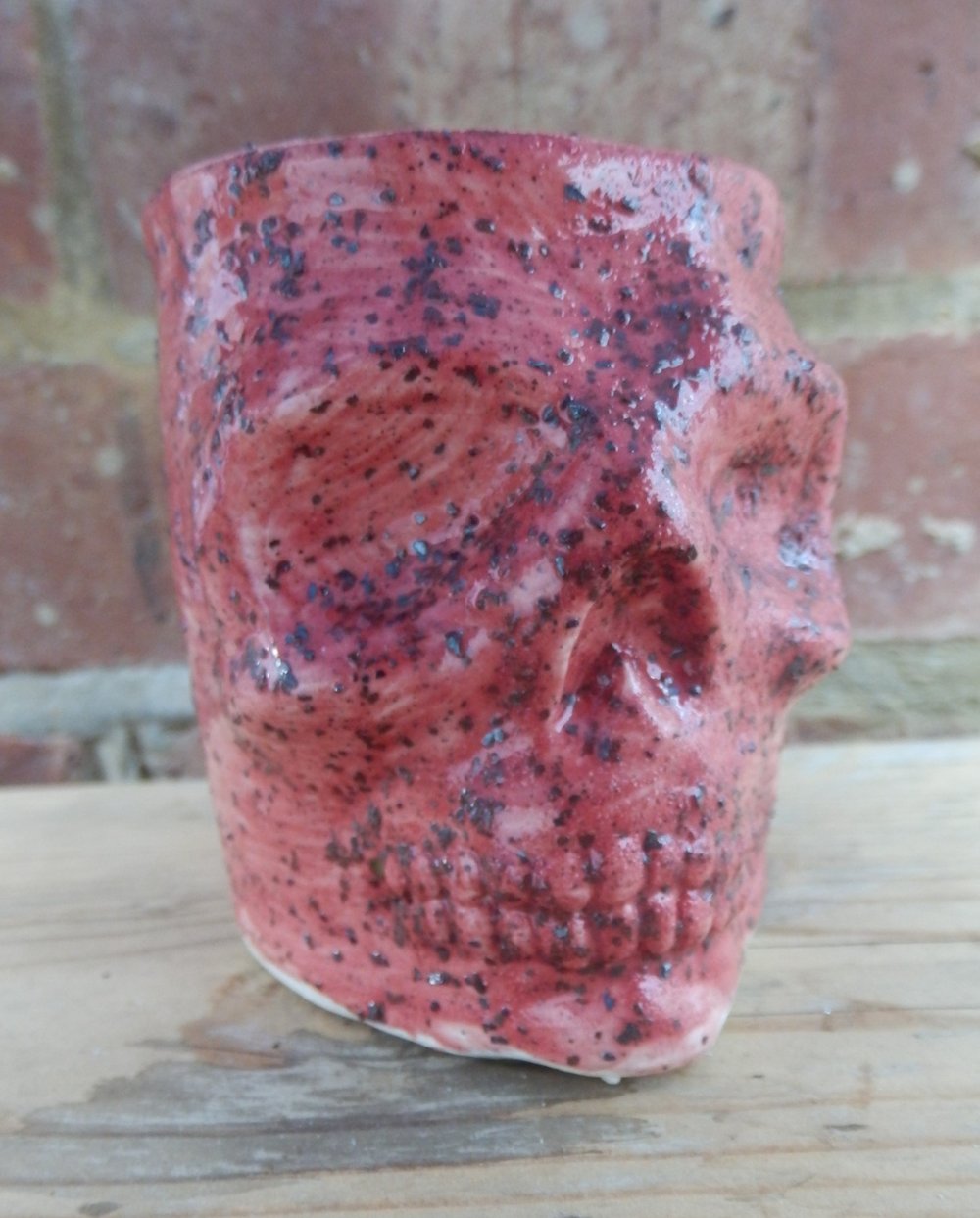 Crimson Skull Pot