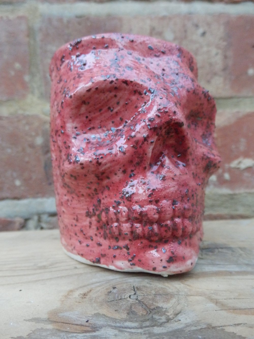 Crimson Skull Pot