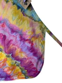 Image 2 of 100% Cotton Adult Pocket Apron in Warm Agate Ice Dye
