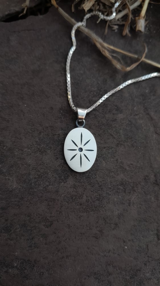 Image of Oval Star Pendant 