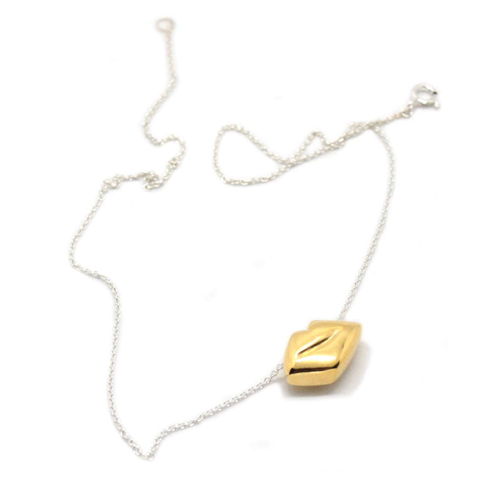 Image of FAT KISS NECKLACE