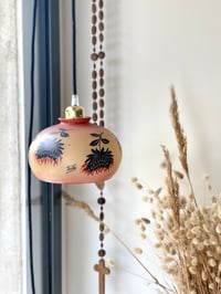 Image 3 of Suspension/ baladeuse dahlias [au lieu de 60€]