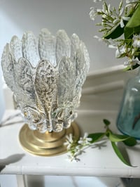 Image 3 of Lampe verre ciselé 