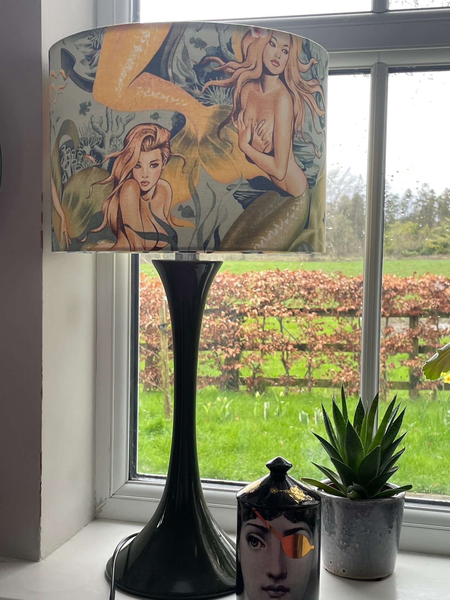 Image of Sea Sirens Tea Shade 30cm