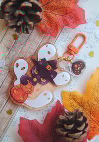 Image 1 of Halloween Black cat Keychain