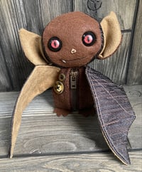 Image 2 of Fruit bat baby