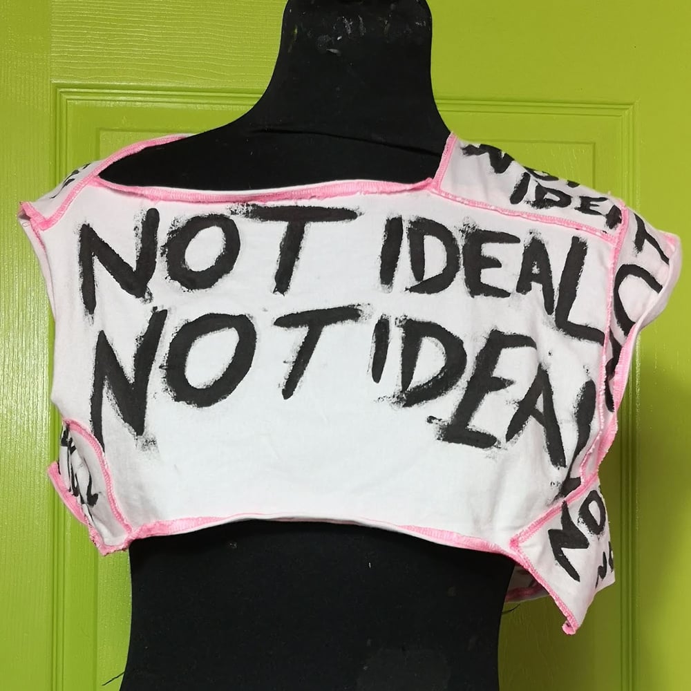 NOT IDEAL DECONSTRUCTED PATCHWORK CROP TOP