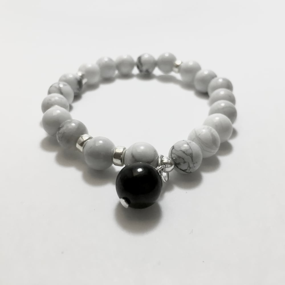 Image of Howlite Grey Wrist Mala