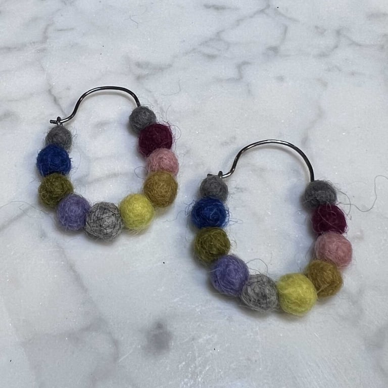 Multi Colored Dark Hoops (sm)