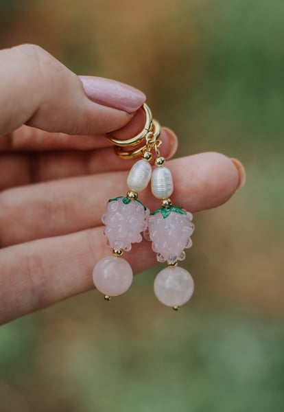 Image of Pink Raspberry Pearl Earrings