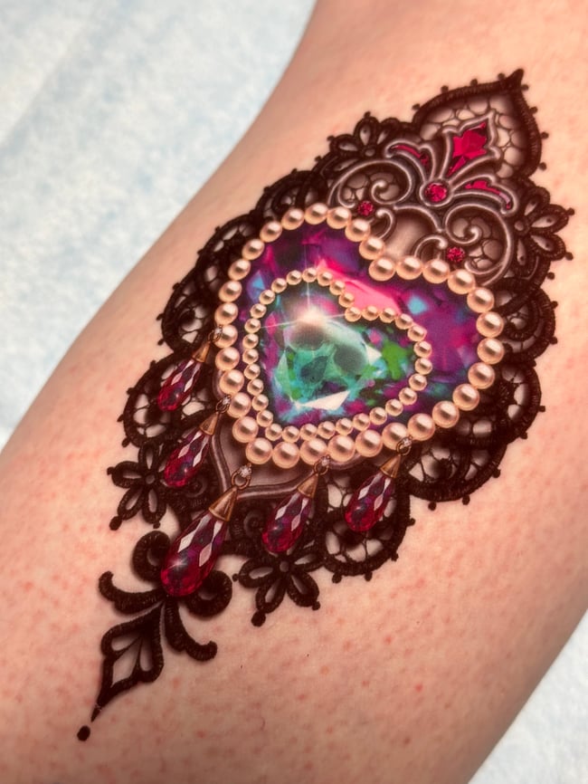 'Skull Jewelled Heart on Lace '