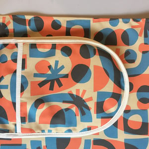 Image of Miro Print Oven Gloves & Tea Towel