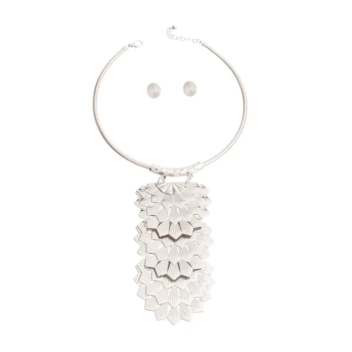 Image of Deco Drop Collar