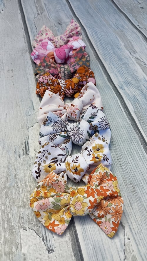 Image of Hand Tied Bows - Floral Range