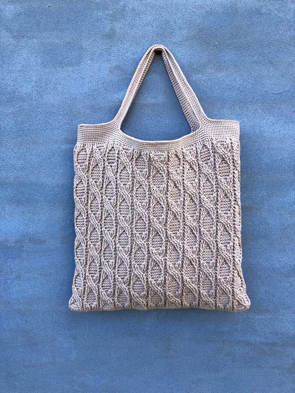 Image of DNA tote bag - english