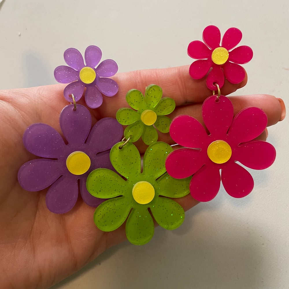 Image of Groovy Color Flower Dangles (sizes 0g-3/4)