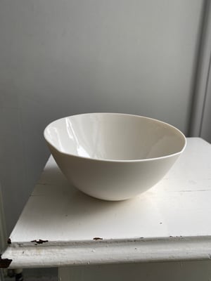 Cream Porcelain Poppy Small Bowl 4 petals