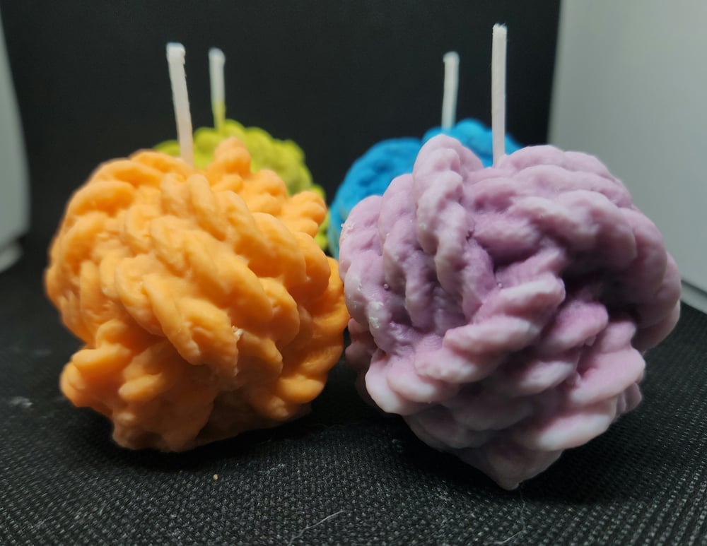 Yarn balls