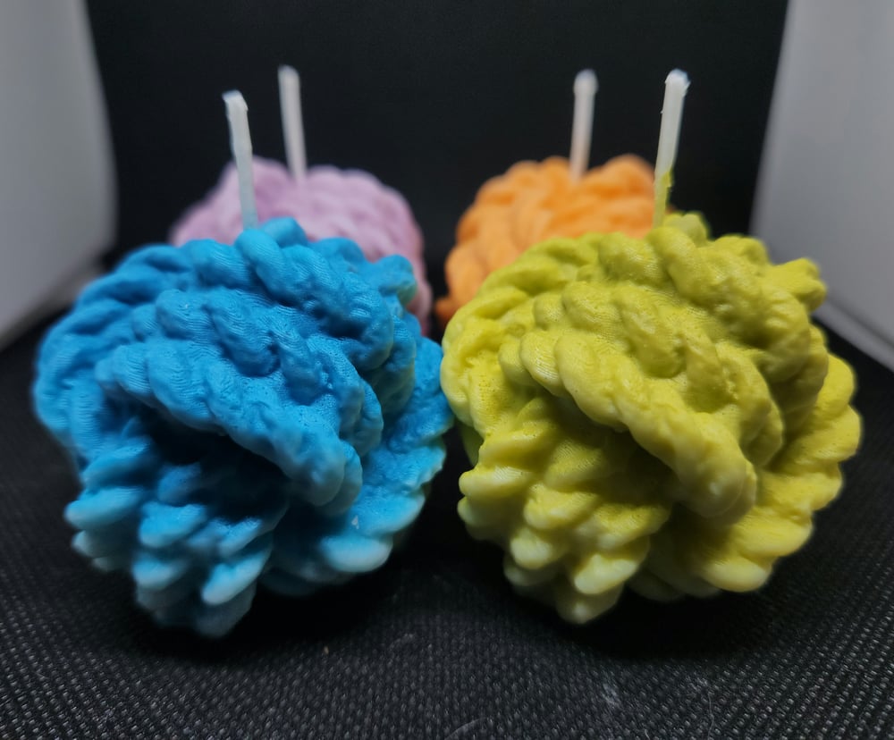 Yarn balls