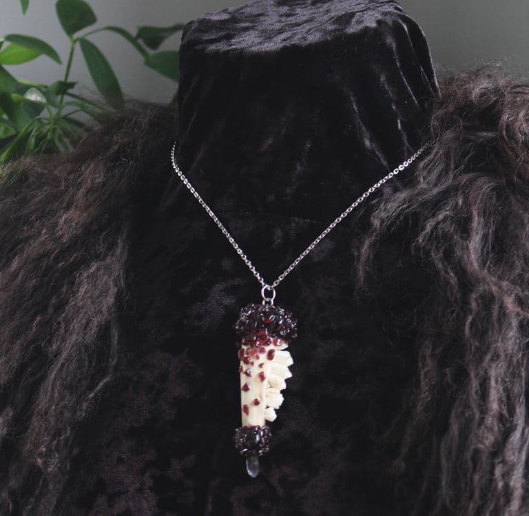 Dead Good Blood Garnet Amulet Image 3