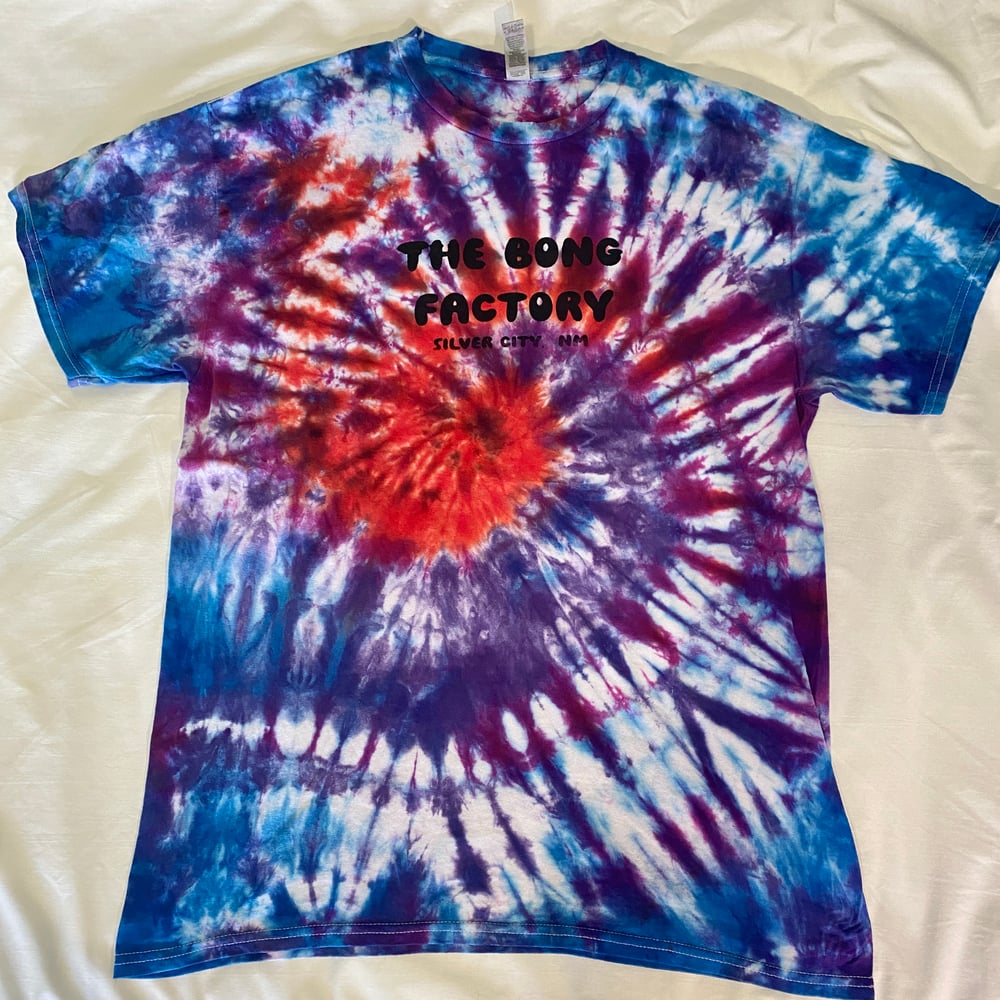 Image of The Bong Factory T-shirt SZ Lg. 