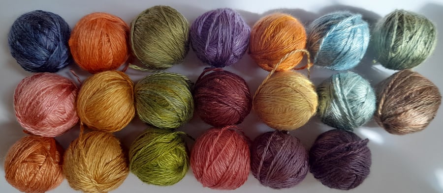 Image of Embroidery threads - mulberry silk