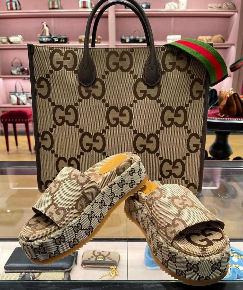 Large Print Tote & Slides 