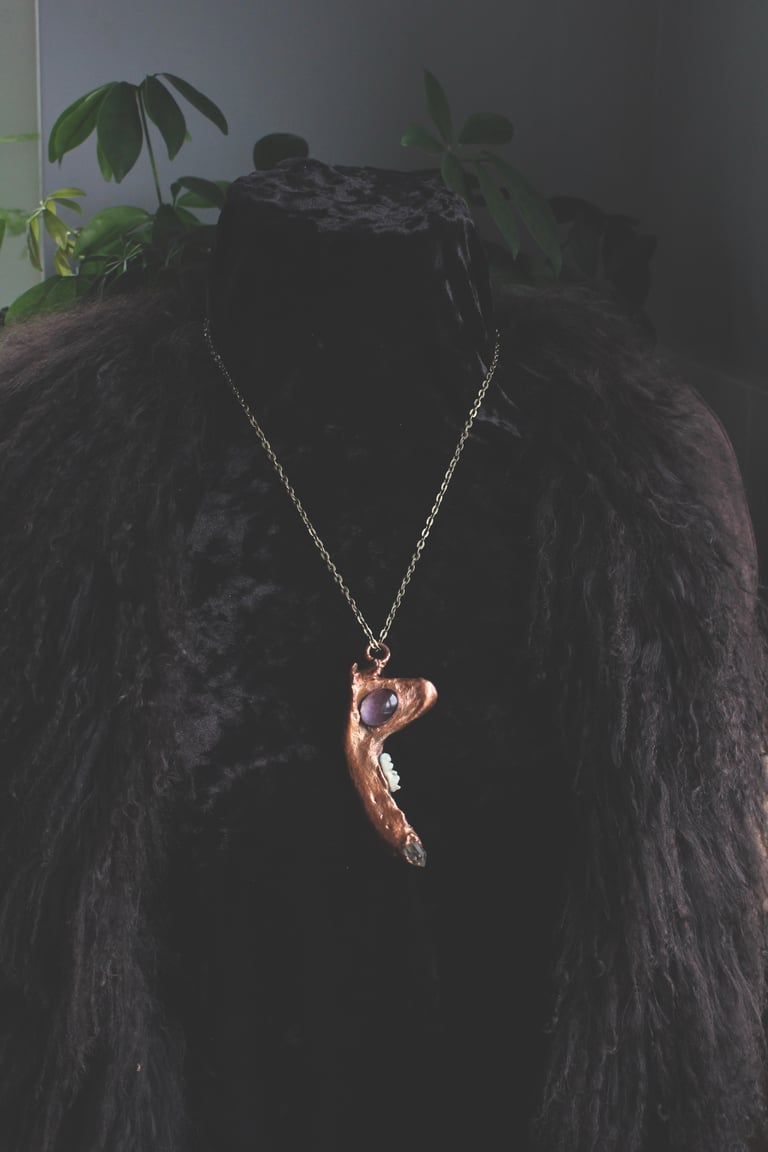 Dead Good copper badger jaw necklace Image 3