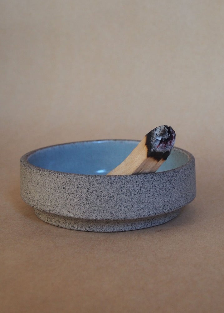 Image of Brutalist salt dish - Aumoana