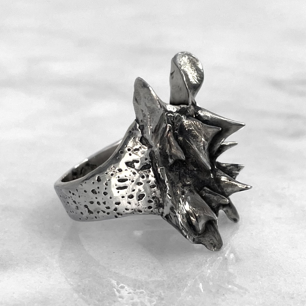 Image of Thorn Signet Ring