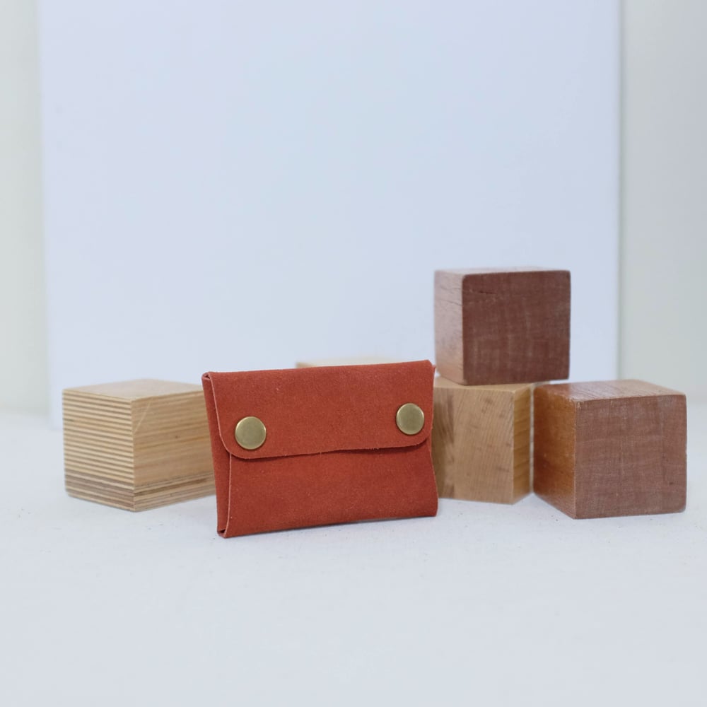 Image of Coin Holder in suede