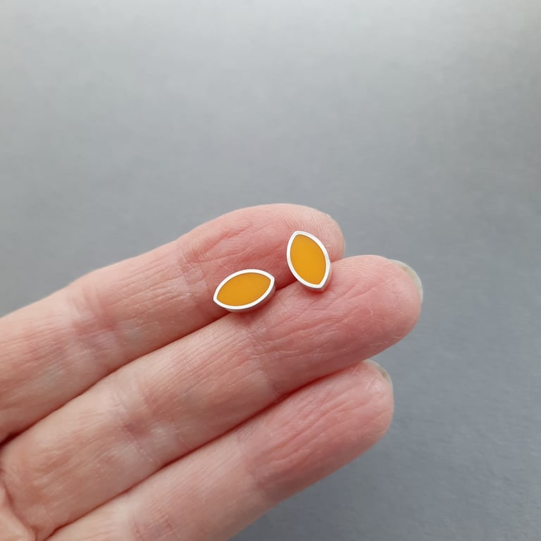 Tiny Silver Leaf Studs in Autumn Birch or Autumn Beech Image 2