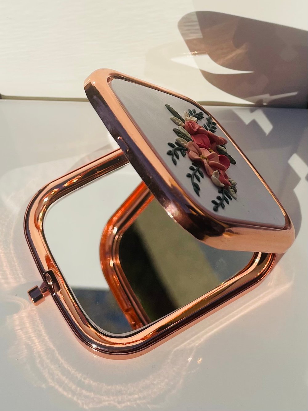 Rose Gold Handheld Mirror 