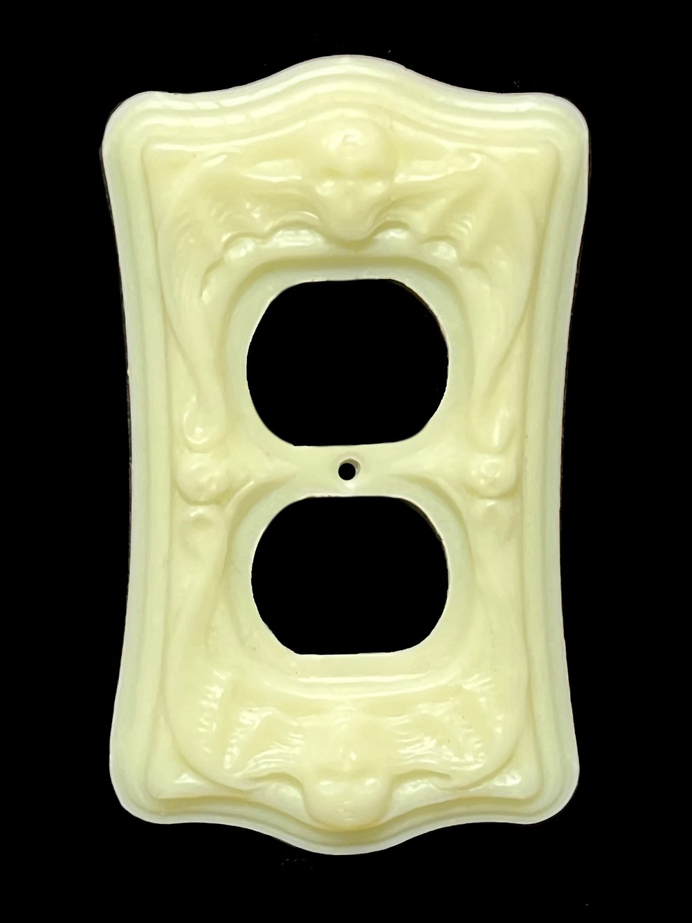 Light Switch Plate/Wall Plug Plate- Glow