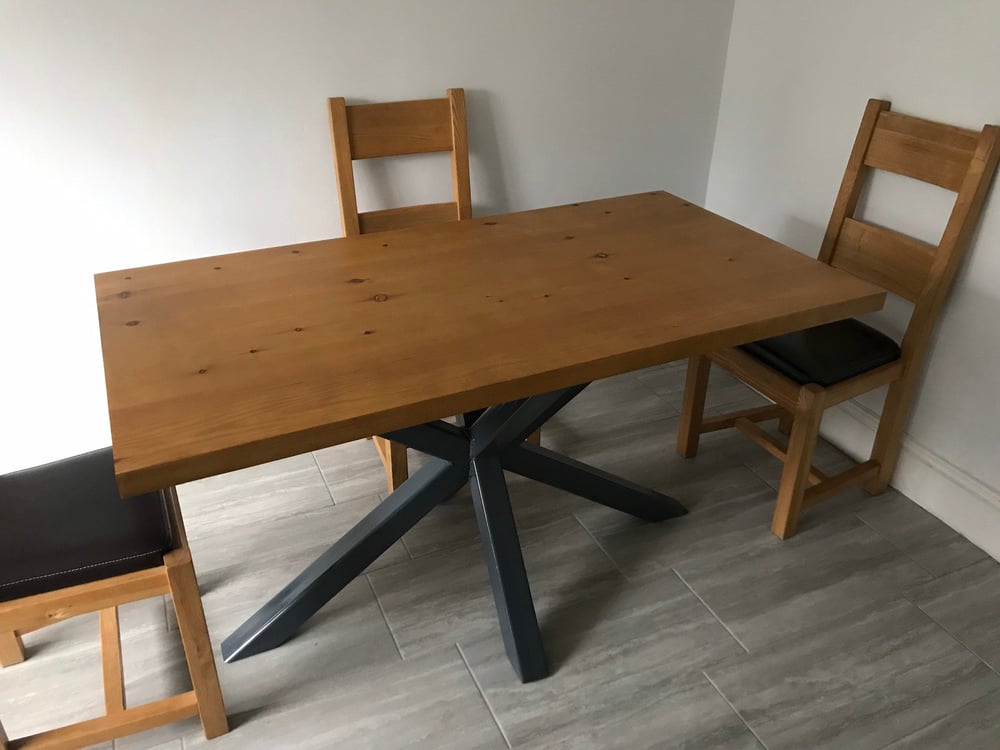 Industrial spider leg table