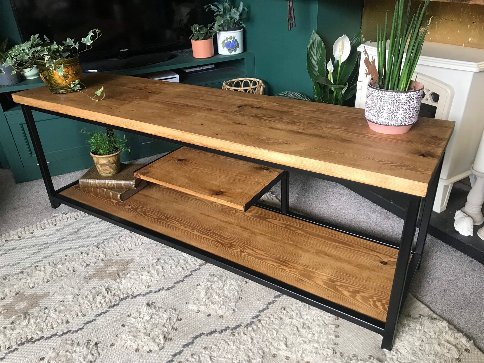 Industrial store tv table